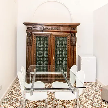 게스트하우스 Honore De Balzac 3*