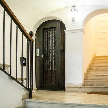 Honore De Balzac 게스트하우스 3*