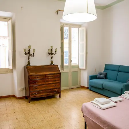 Honore De Balzac Penzion Alghero