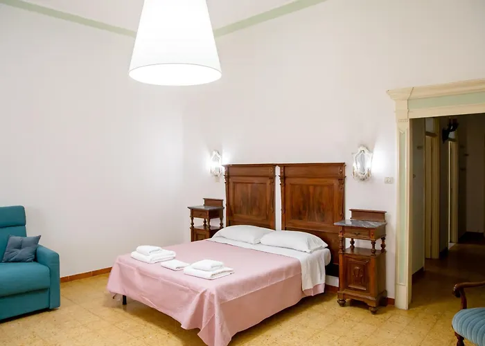 Casa de hóspedes Honore De Balzac 3*