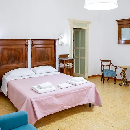 Honore De Balzac ゲストハウス