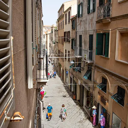 ゲストハウス Honore De Balzac